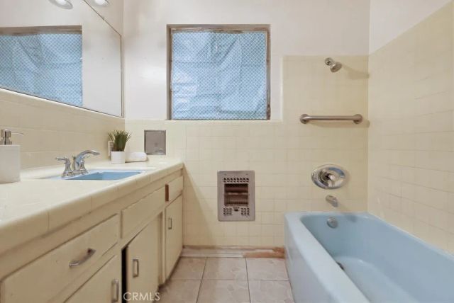 8670 7th, Downey, CA 90241