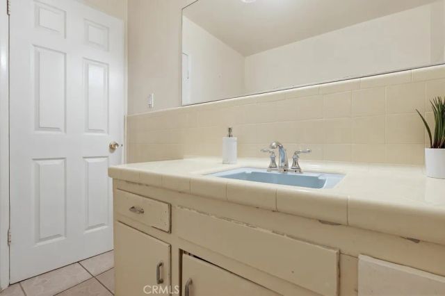 8670 7th, Downey, CA 90241