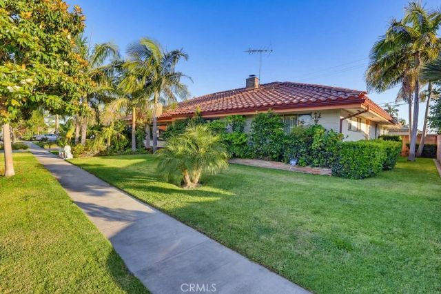 8670 7th, Downey, CA 90241