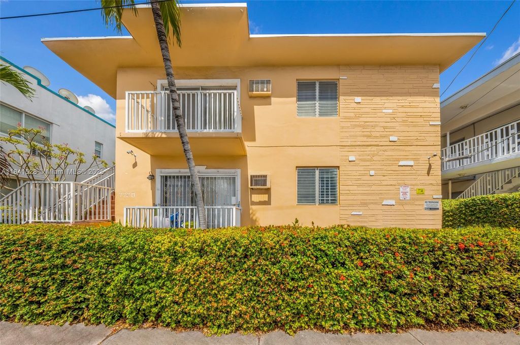 7720 Harding Ave 3, Miami Beach, FL 33141