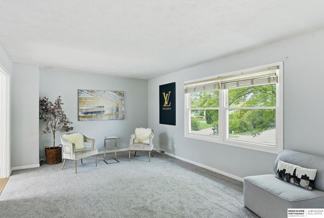 1515 N 107th Avenue, Omaha, NE 68114