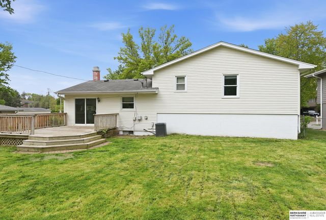 1515 N 107th Avenue, Omaha, NE 68114