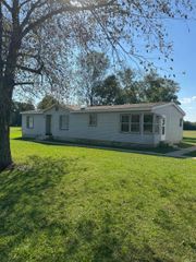 107 Pierce, Beebe, AR 72012