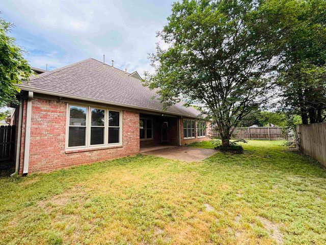 1320 RIVER END CV, Cordova, TN 38016