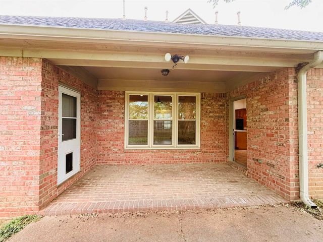 1320 RIVER END CV, Cordova, TN 38016