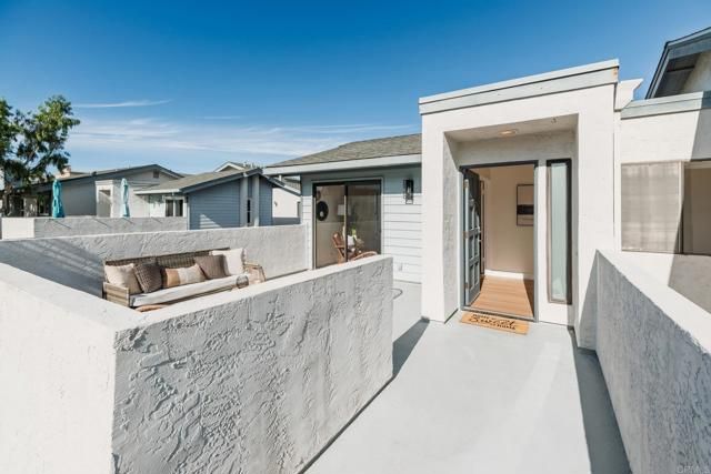 4085 Crystal Dawn Ln 201, San Diego, CA 92122