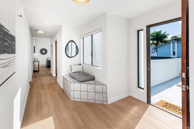 4085 Crystal Dawn Ln 201, San Diego, CA 92122