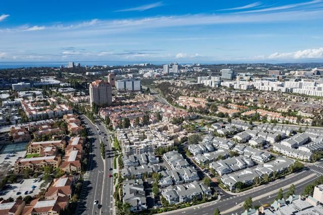 4085 Crystal Dawn Ln 201, San Diego, CA 92122