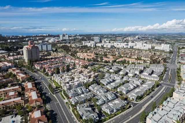 4085 Crystal Dawn Ln 201, San Diego, CA 92122