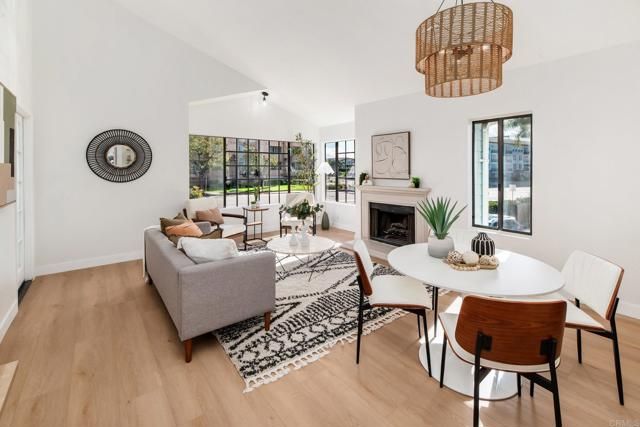 4085 Crystal Dawn Ln 201, San Diego, CA 92122