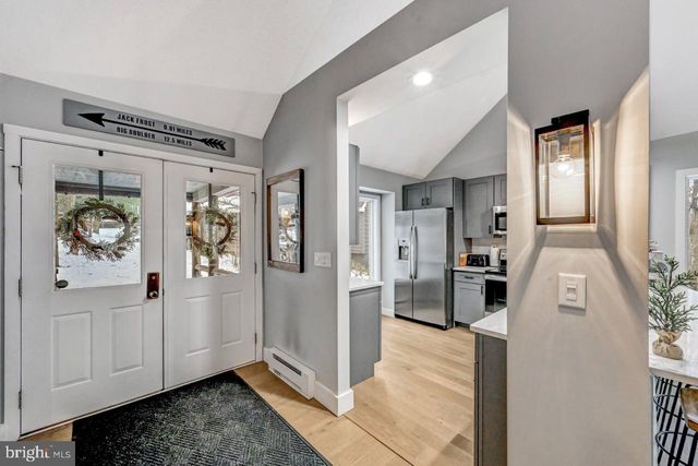 59 MIDWAY, Lake Harmony, PA 18624