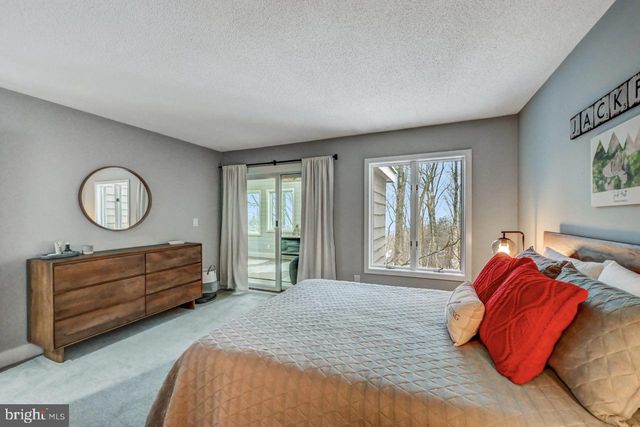 59 MIDWAY, Lake Harmony, PA 18624