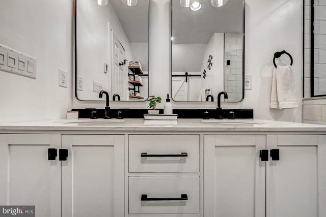 59 MIDWAY, Lake Harmony, PA 18624