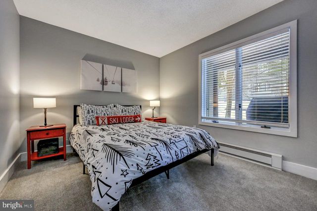 59 MIDWAY, Lake Harmony, PA 18624