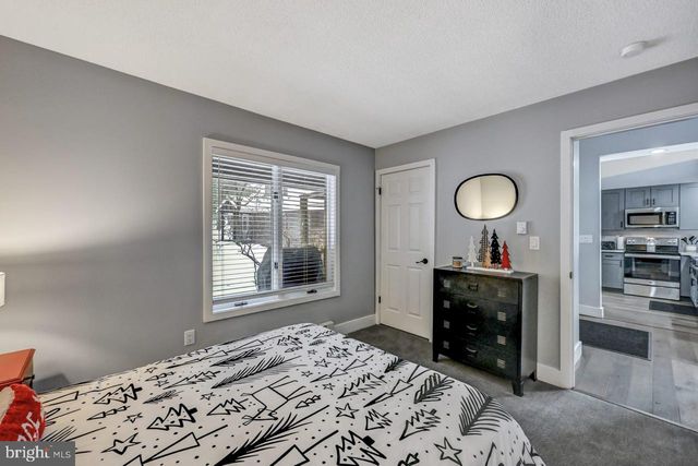 59 MIDWAY, Lake Harmony, PA 18624