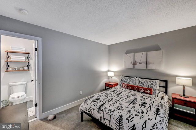 59 MIDWAY, Lake Harmony, PA 18624