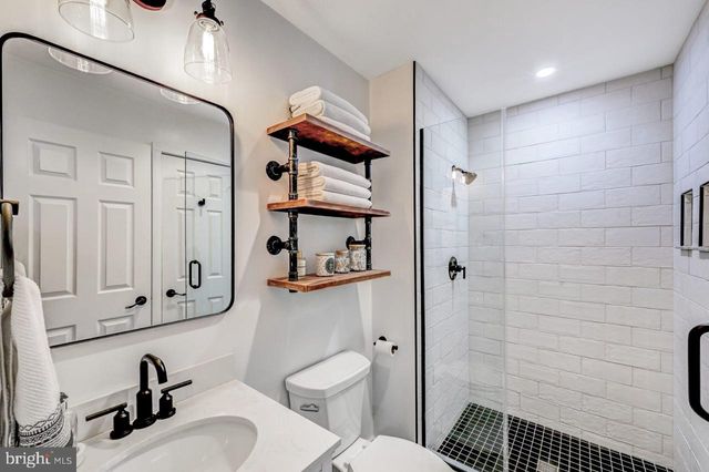 59 MIDWAY, Lake Harmony, PA 18624