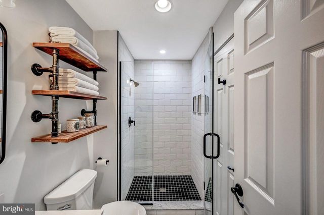 59 MIDWAY, Lake Harmony, PA 18624