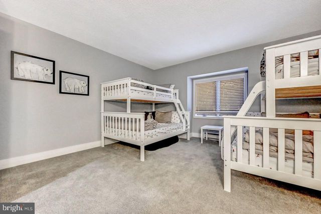 59 MIDWAY, Lake Harmony, PA 18624