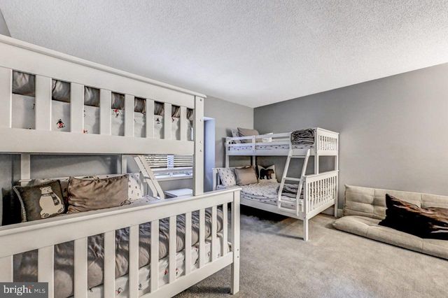 59 MIDWAY, Lake Harmony, PA 18624