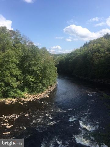 59 MIDWAY, Lake Harmony, PA 18624