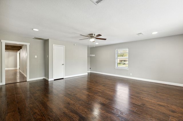 1412 N Morris Street, Mckinney, TX 75069