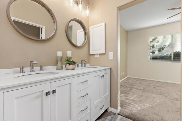 4121 Via Candidiz 42, San Diego, CA 92130