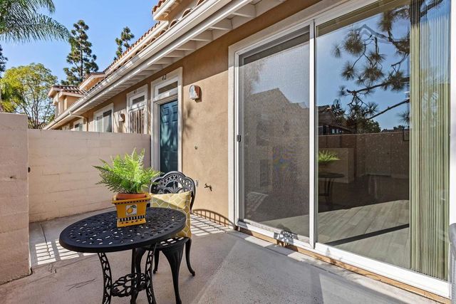 4121 Via Candidiz 42, San Diego, CA 92130
