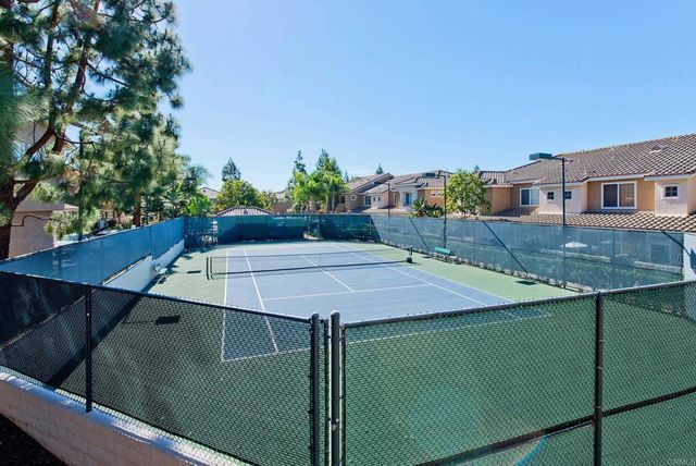 4121 Via Candidiz 42, San Diego, CA 92130