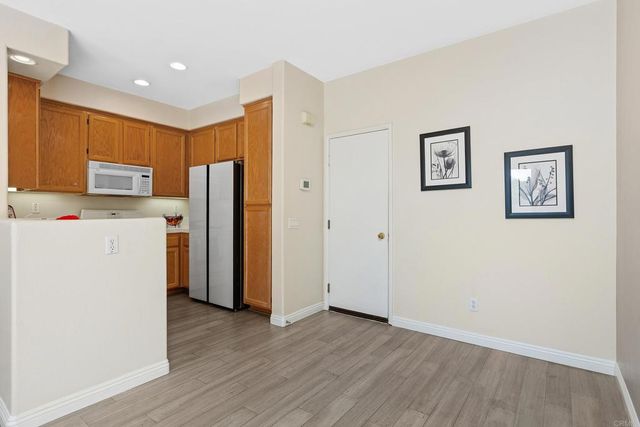 4121 Via Candidiz 42, San Diego, CA 92130