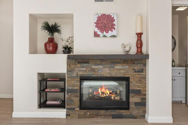 4121 Via Candidiz 42, San Diego, CA 92130