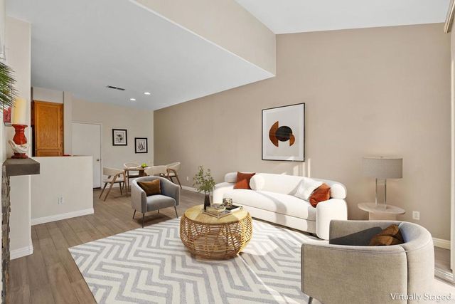 4121 Via Candidiz 42, San Diego, CA 92130