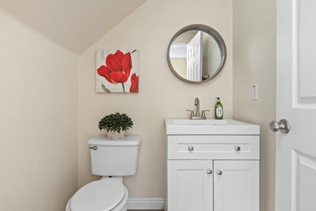 4121 Via Candidiz 42, San Diego, CA 92130