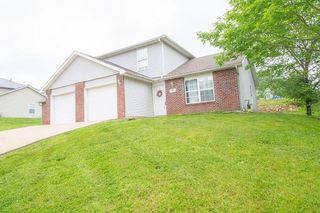 1330 GODAS DR, Columbia, MO 65202