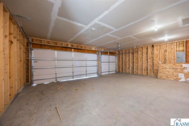 2017 Aster Lane, Mankato, MN 56001