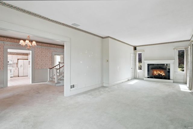 8901 E Jackson Street, Selma, IN 47383