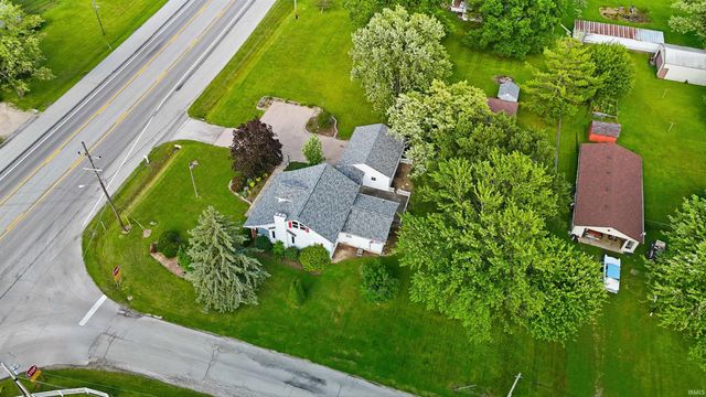 8901 E Jackson Street, Selma, IN 47383