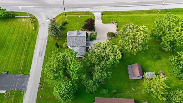 8901 E Jackson Street, Selma, IN 47383