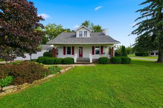 8901 E Jackson Street, Selma, IN 47383