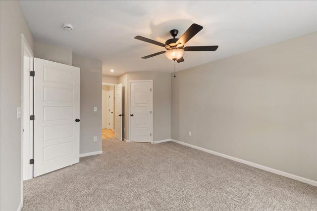 510 Foxhill Drive, 14-104, Crescent Springs, KY 41017