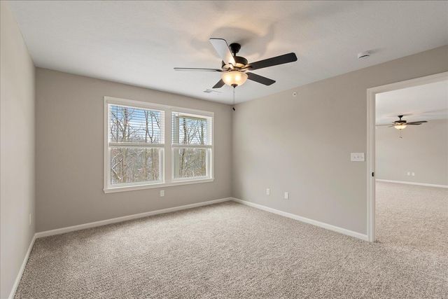 510 Foxhill Drive, 14-104, Crescent Springs, KY 41017