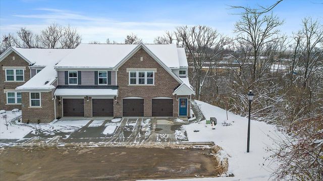 510 Foxhill Drive, 14-104, Crescent Springs, KY 41017