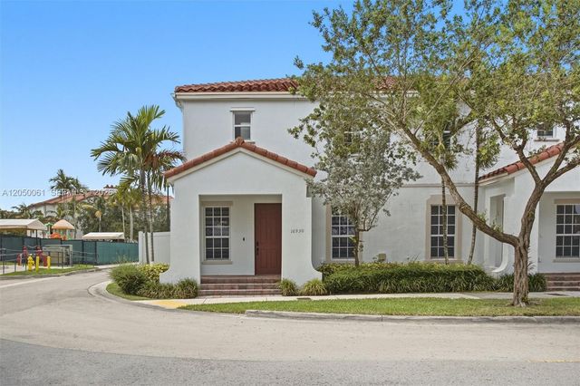 16930 SW 90th Street, Miami, FL 33196
