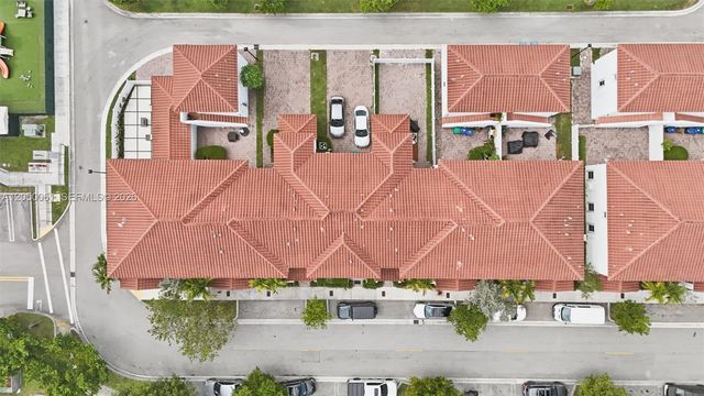 16930 SW 90th Street, Miami, FL 33196