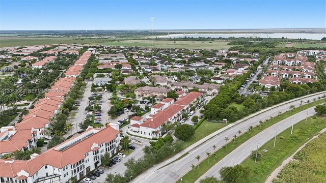 16930 SW 90th Street, Miami, FL 33196