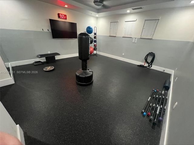 16930 SW 90th Street, Miami, FL 33196