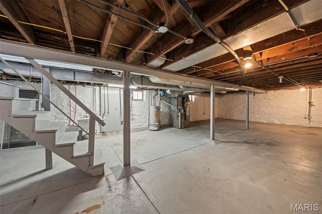 5709 Walsh Street, St Louis, MO 63109