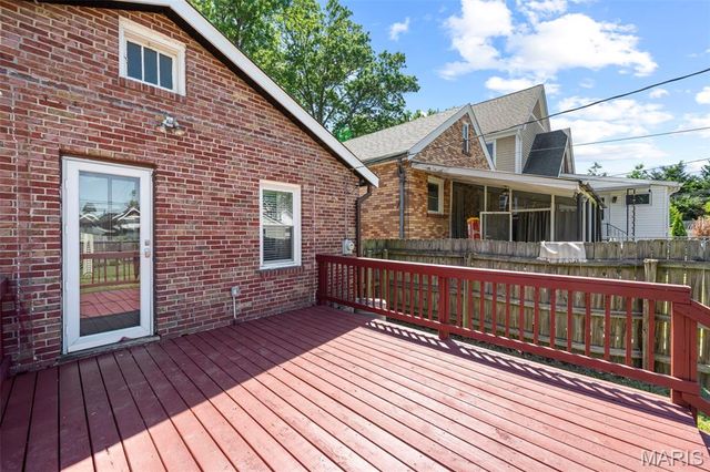 5709 Walsh Street, St Louis, MO 63109