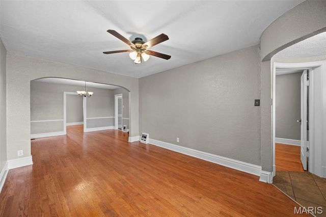 5709 Walsh Street, St Louis, MO 63109