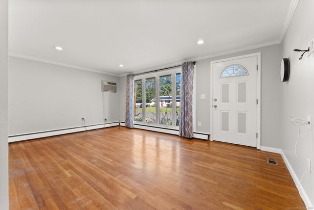 91 Till Street, Enfield, CT 06082